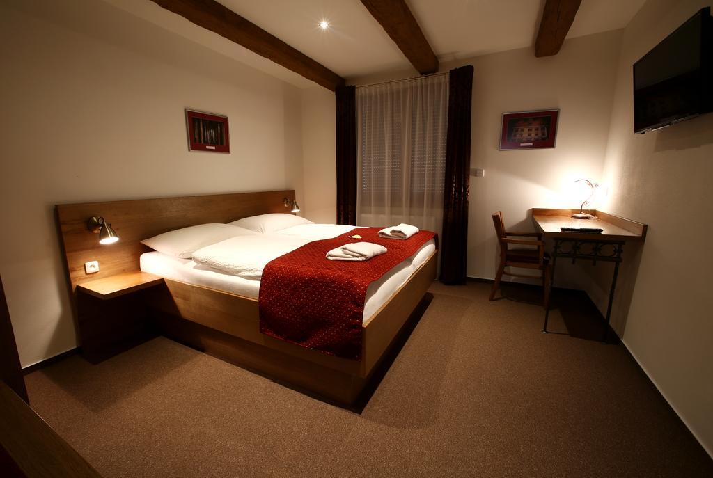 Apartments & Suites Zluta Hruska Plzeň Eksteriør bilde