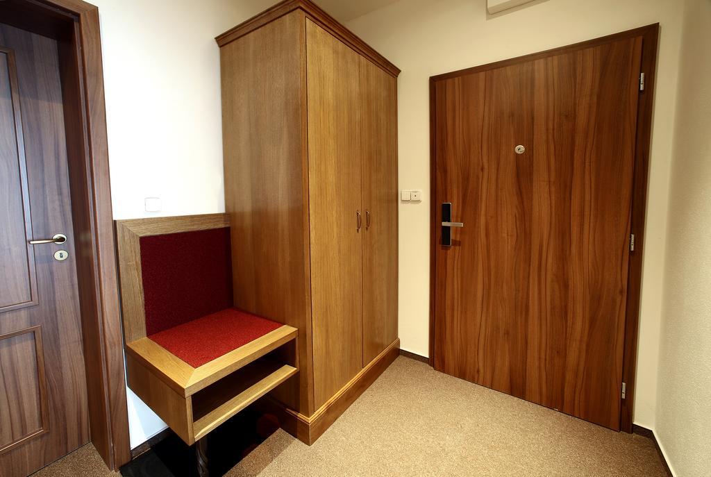 Apartments & Suites Zluta Hruska Plzeň Eksteriør bilde
