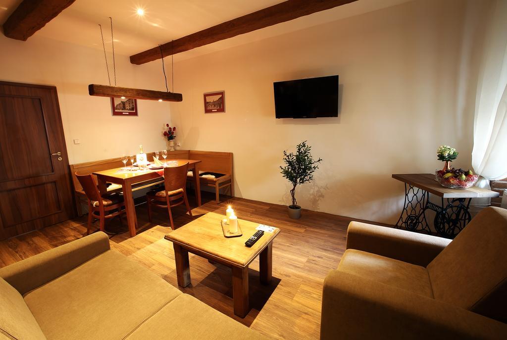 Apartments & Suites Zluta Hruska Plzeň Eksteriør bilde