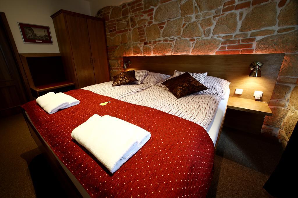 Apartments & Suites Zluta Hruska Plzeň Eksteriør bilde