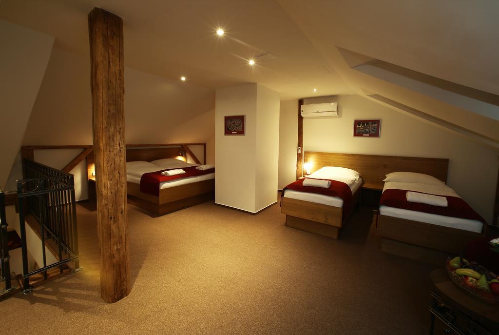 Apartments & Suites Zluta Hruska Plzeň Eksteriør bilde
