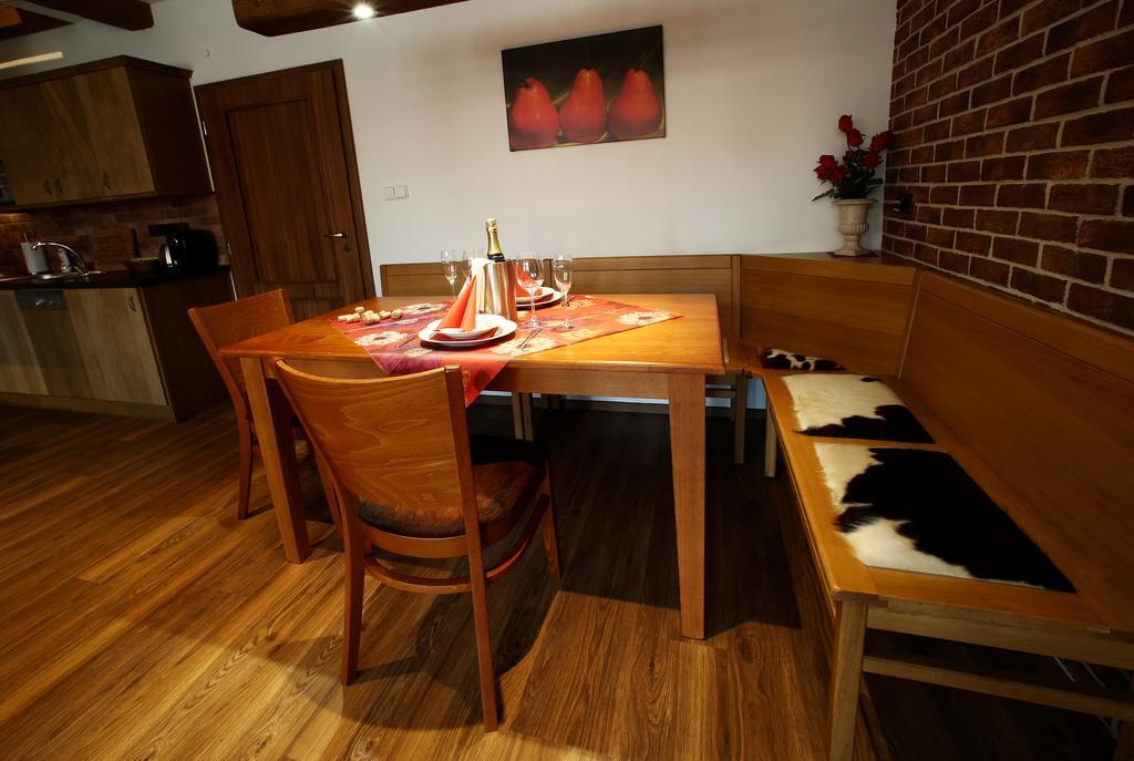Apartments & Suites Zluta Hruska Plzeň Eksteriør bilde