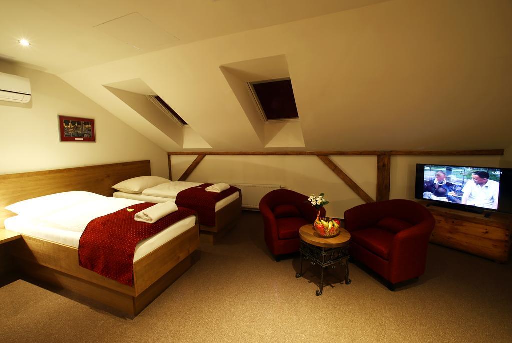 Apartments & Suites Zluta Hruska Plzeň Eksteriør bilde